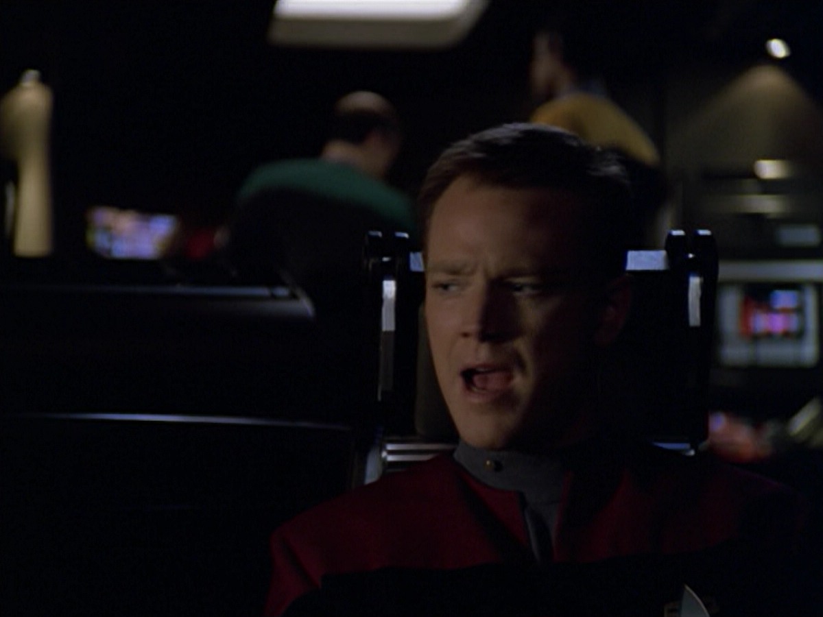 ariane179254_StarTrekVoyager_5x15_5x16_DarkFrontier_6632.jpg