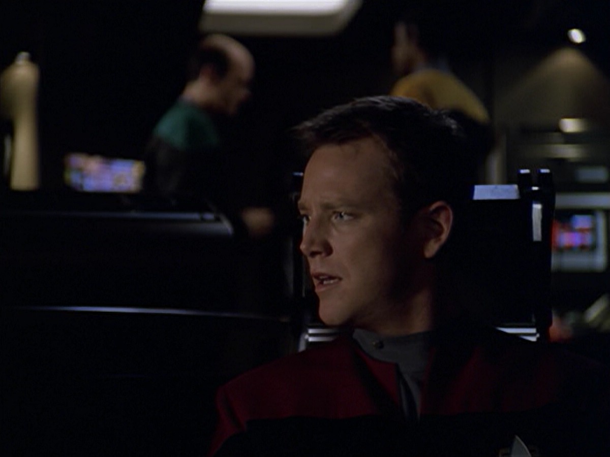 ariane179254_StarTrekVoyager_5x15_5x16_DarkFrontier_6633.jpg