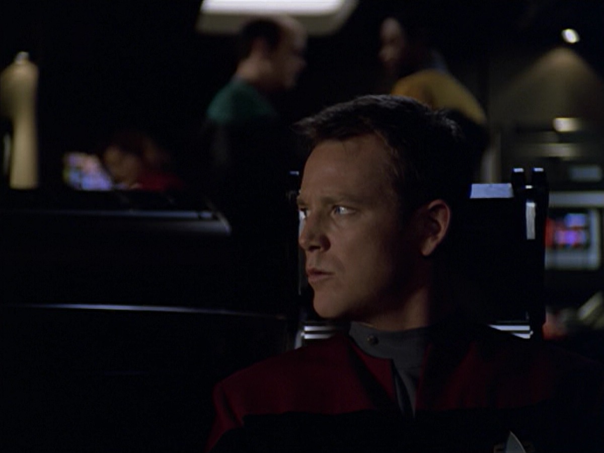 ariane179254_StarTrekVoyager_5x15_5x16_DarkFrontier_6634.jpg