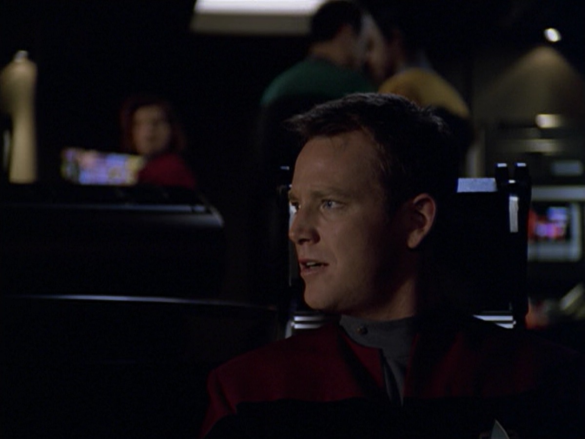 ariane179254_StarTrekVoyager_5x15_5x16_DarkFrontier_6635.jpg