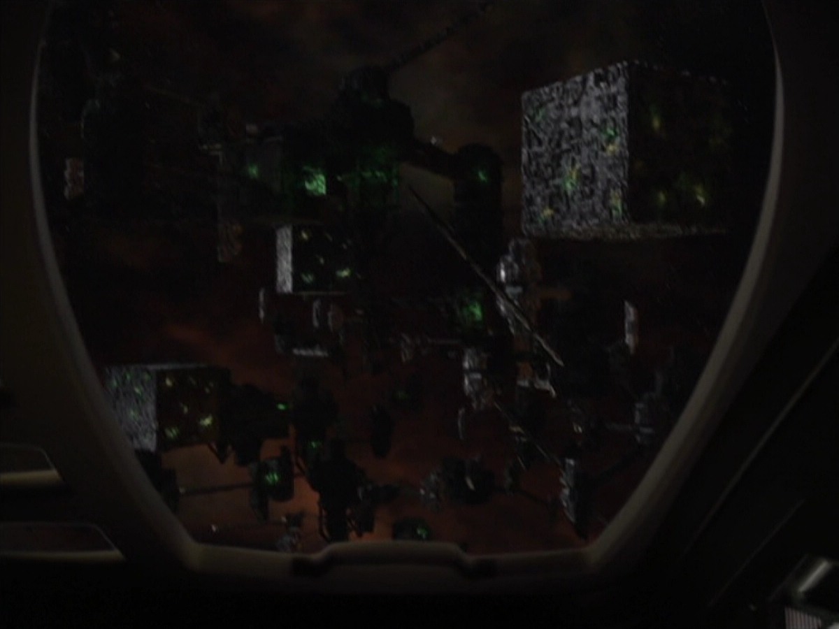 ariane179254_StarTrekVoyager_5x15_5x16_DarkFrontier_6728.jpg