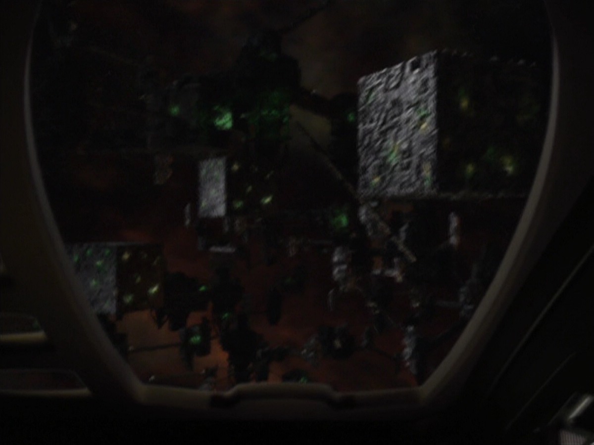 ariane179254_StarTrekVoyager_5x15_5x16_DarkFrontier_6730.jpg