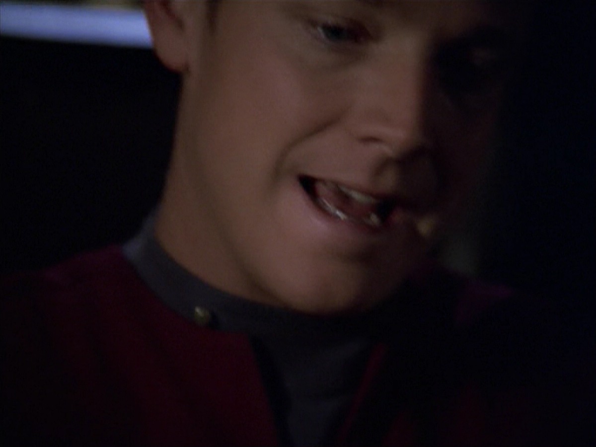 ariane179254_StarTrekVoyager_5x15_5x16_DarkFrontier_6757.jpg