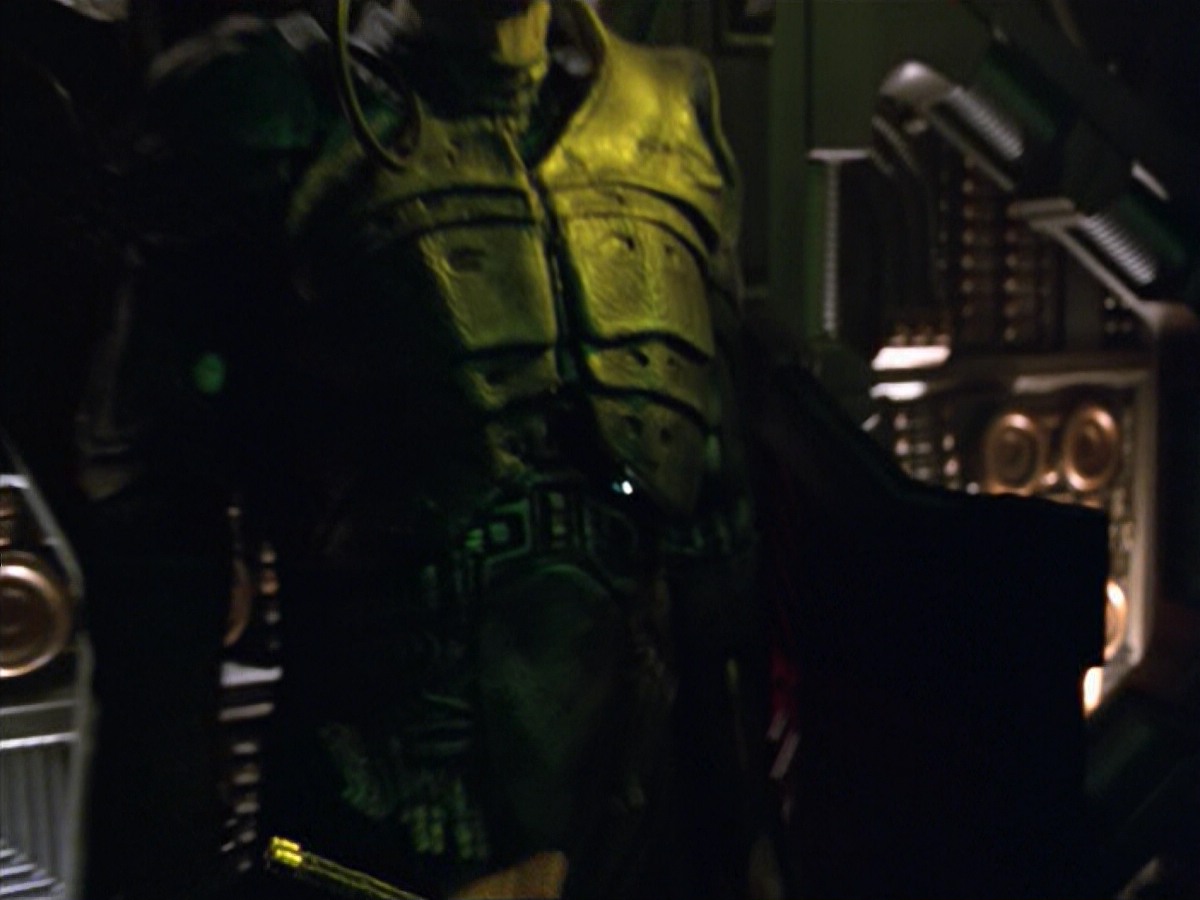 ariane179254_StarTrekVoyager_5x15_5x16_DarkFrontier_6763.jpg