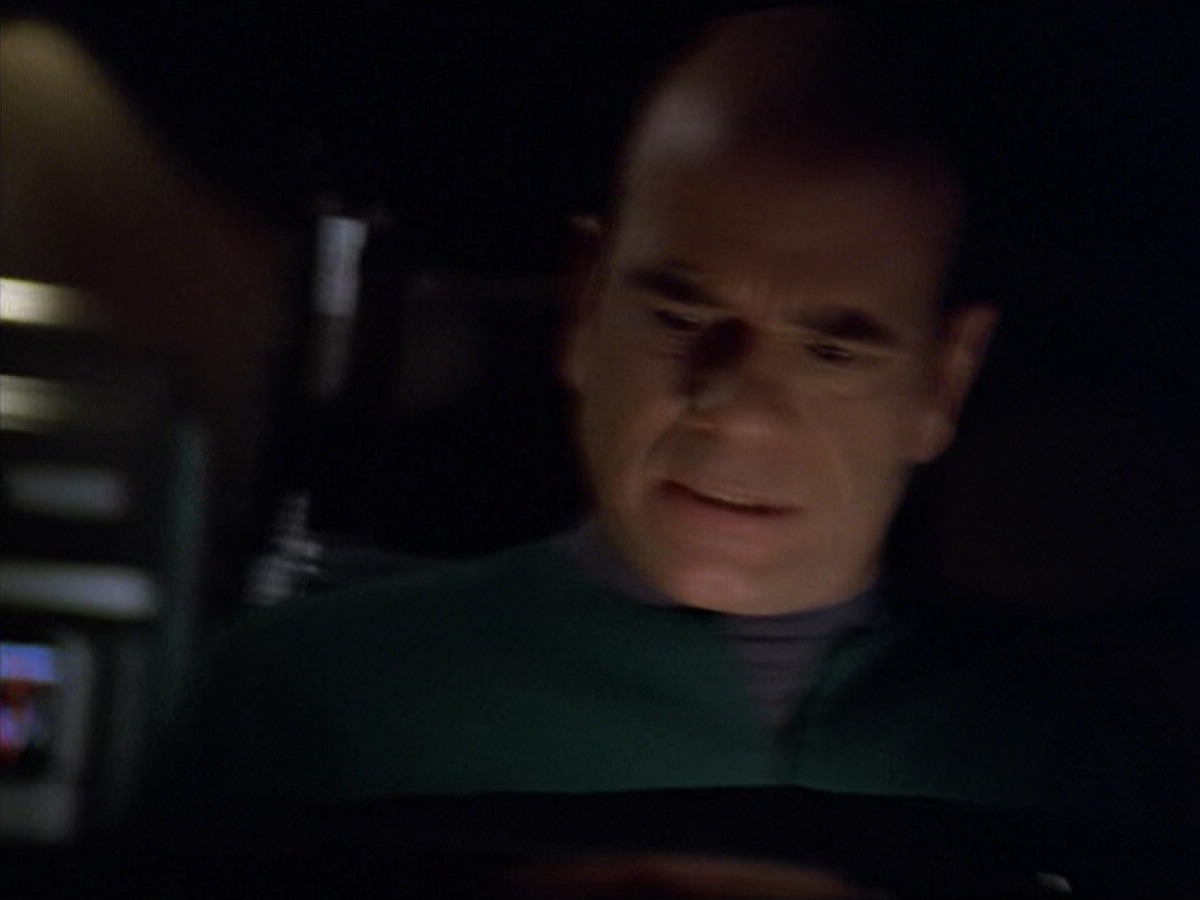 ariane179254_StarTrekVoyager_5x15_5x16_DarkFrontier_6809.jpg