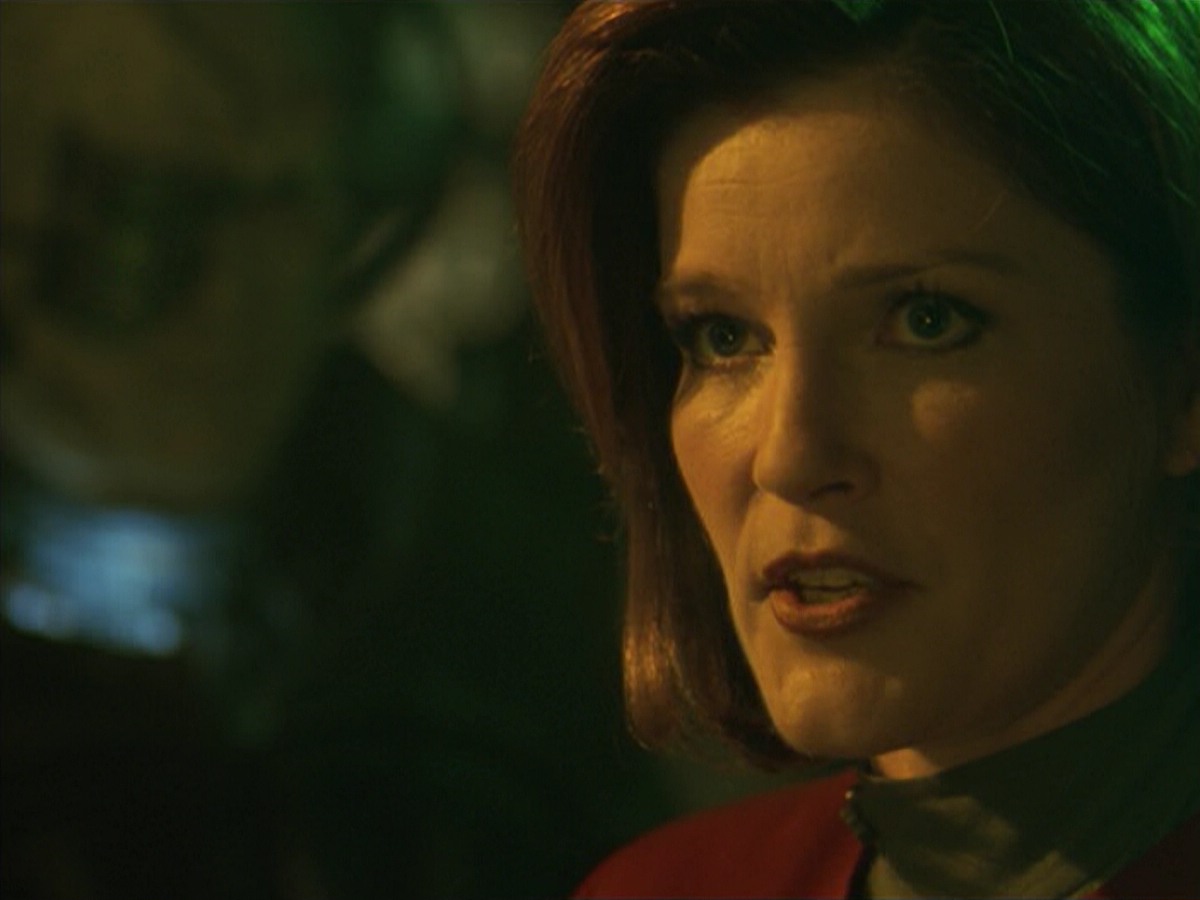ariane179254_StarTrekVoyager_5x15_5x16_DarkFrontier_6943.jpg