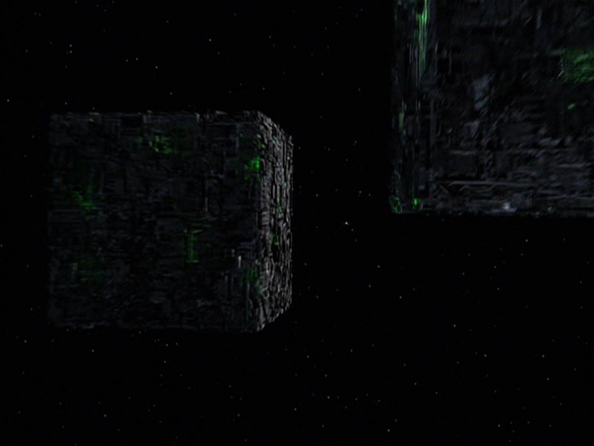 ariane179254_StarTrekVoyager_5x15_5x16_DarkFrontier_7029.jpg
