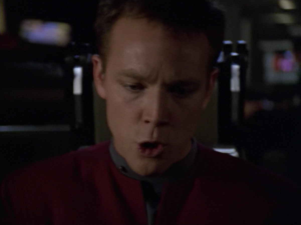 ariane179254_StarTrekVoyager_5x15_5x16_DarkFrontier_7122.jpg