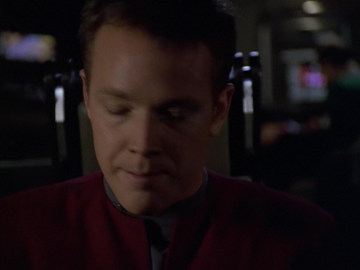 ariane179254_StarTrekVoyager_5x15_5x16_DarkFrontier_7124.jpg