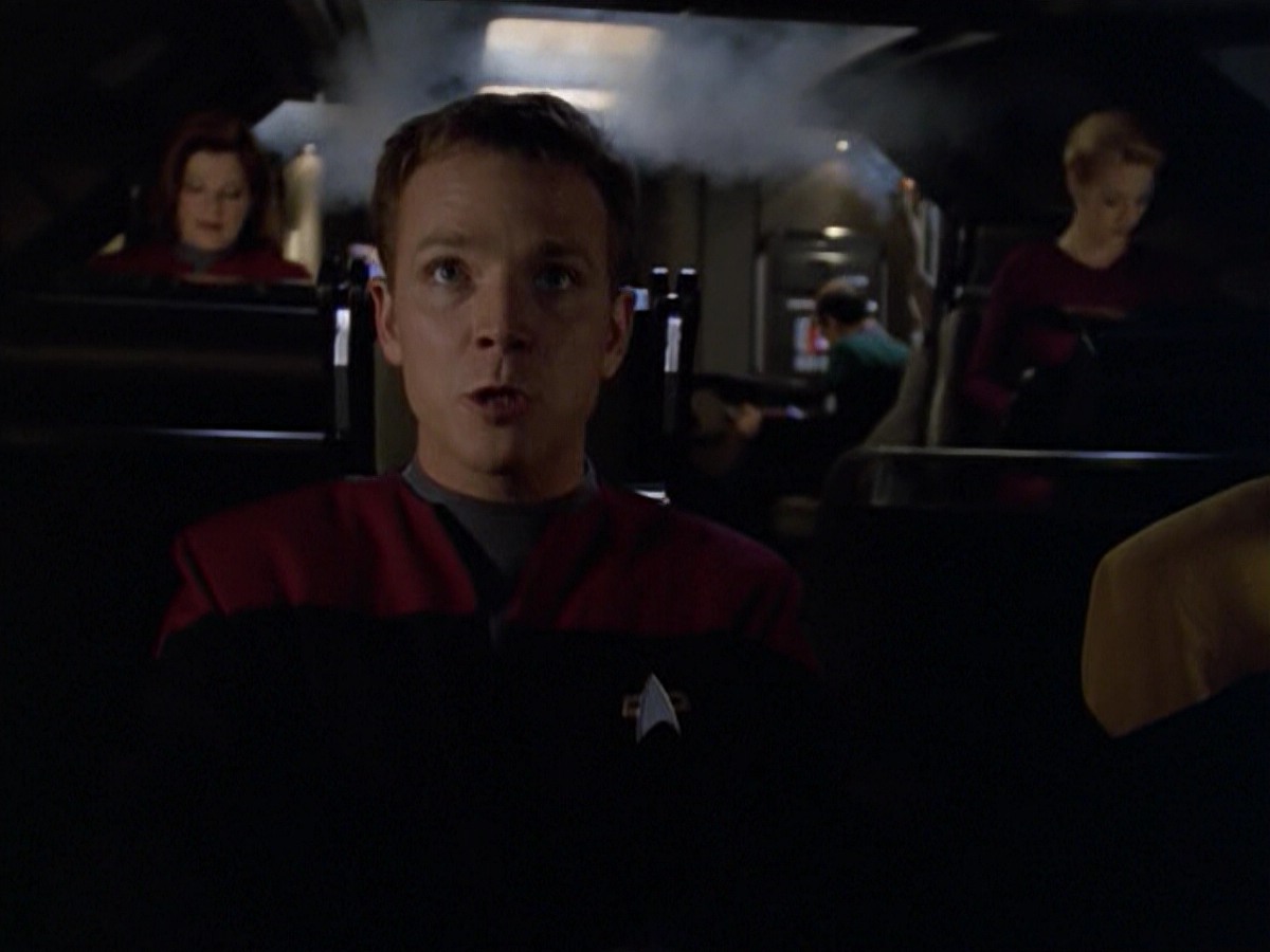 ariane179254_StarTrekVoyager_5x15_5x16_DarkFrontier_7167.jpg