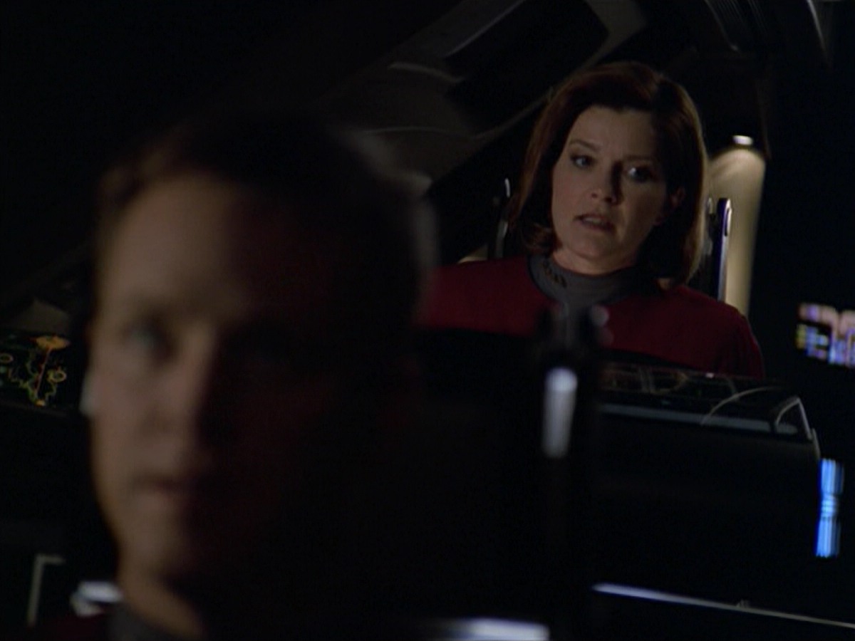ariane179254_StarTrekVoyager_5x15_5x16_DarkFrontier_7245.jpg