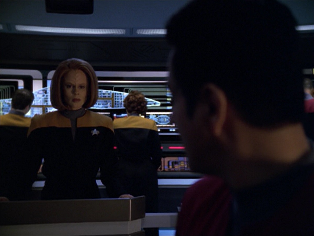 ariane179254_StarTrekVoyager_5x15_5x16_DarkFrontier_7293.jpg
