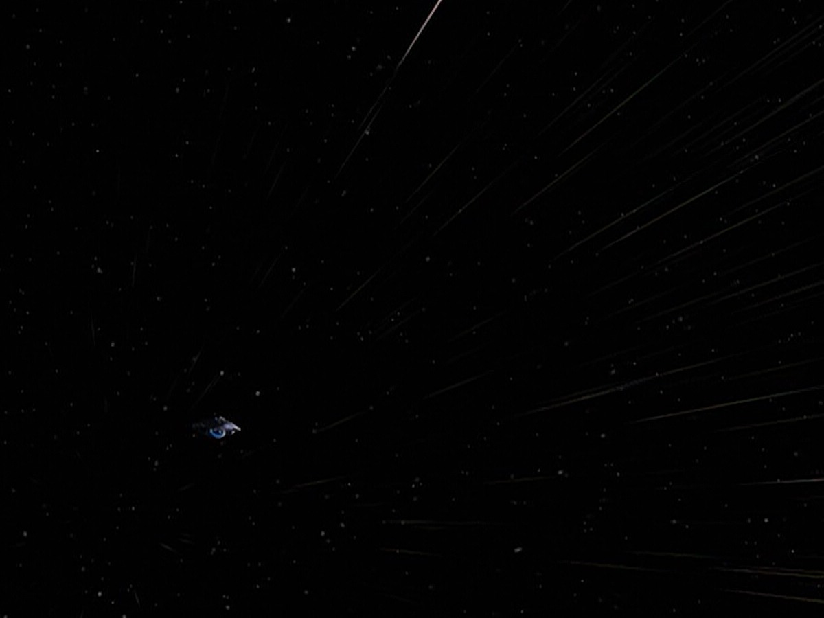ariane179254_StarTrekVoyager_5x15_5x16_DarkFrontier_7299.jpg