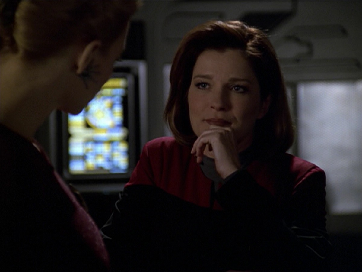 ariane179254_StarTrekVoyager_5x15_5x16_DarkFrontier_7350.jpg