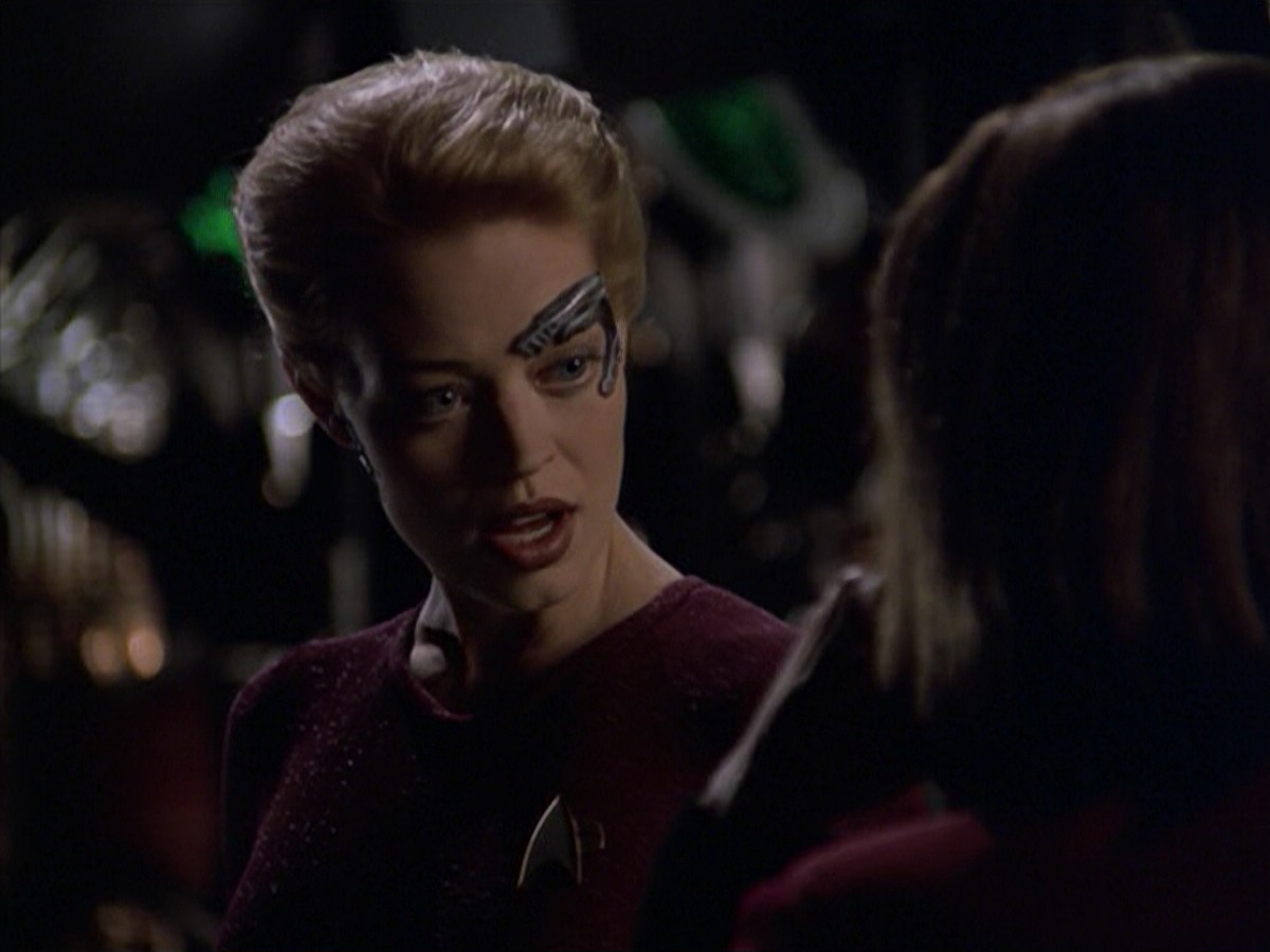 ariane179254_StarTrekVoyager_5x15_5x16_DarkFrontier_7352.jpg