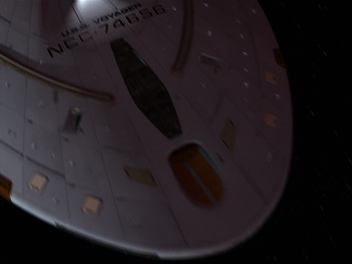 ariane179254_StarTrekVoyager_5x15_5x16_DarkFrontier_7464.jpg