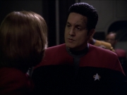 ariane179254_StarTrekVoyager_5x15_5x16_DarkFrontier_4040.jpg