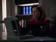 Filename=ariane179254_StarTrekVoyager_5x15_5x16_DarkFrontier_4110.jpg
Filesize=120KiB
Dimensions=1200x900
Date added=Apr 01, 2016 ariane179254_StarTrekVoyager_5x15_5x16_DarkFrontier_4110.jpg