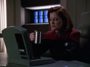 Filename=ariane179254_StarTrekVoyager_5x15_5x16_DarkFrontier_4114.jpg
Filesize=117KiB
Dimensions=1200x900
Date added=Apr 01, 2016 ariane179254_StarTrekVoyager_5x15_5x16_DarkFrontier_4114.jpg