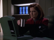 Filename=ariane179254_StarTrekVoyager_5x15_5x16_DarkFrontier_4116.jpg
Filesize=113KiB
Dimensions=1200x900
Date added=Apr 01, 2016 ariane179254_StarTrekVoyager_5x15_5x16_DarkFrontier_4116.jpg