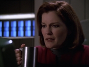 Filename=ariane179254_StarTrekVoyager_5x15_5x16_DarkFrontier_4142.jpg
Filesize=116KiB
Dimensions=1200x900
Date added=Apr 01, 2016 ariane179254_StarTrekVoyager_5x15_5x16_DarkFrontier_4142.jpg