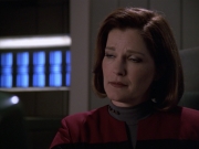 ariane179254_StarTrekVoyager_5x15_5x16_DarkFrontier_4209.jpg