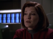 ariane179254_StarTrekVoyager_5x15_5x16_DarkFrontier_4218.jpg