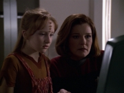 Filename=ariane179254_StarTrekVoyager_5x15_5x16_DarkFrontier_4296.jpg
Filesize=116KiB
Dimensions=1200x900
Date added=Apr 01, 2016 ariane179254_StarTrekVoyager_5x15_5x16_DarkFrontier_4296.jpg