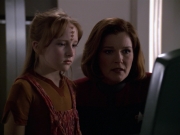 Filename=ariane179254_StarTrekVoyager_5x15_5x16_DarkFrontier_4311.jpg
Filesize=114KiB
Dimensions=1200x900
Date added=Apr 01, 2016 ariane179254_StarTrekVoyager_5x15_5x16_DarkFrontier_4311.jpg
