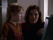 Filename=ariane179254_StarTrekVoyager_5x15_5x16_DarkFrontier_4315.jpg
Filesize=109KiB
Dimensions=1200x900
Date added=Apr 01, 2016 ariane179254_StarTrekVoyager_5x15_5x16_DarkFrontier_4315.jpg
