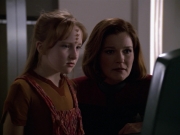 Filename=ariane179254_StarTrekVoyager_5x15_5x16_DarkFrontier_4319.jpg
Filesize=112KiB
Dimensions=1200x900
Date added=Apr 01, 2016 ariane179254_StarTrekVoyager_5x15_5x16_DarkFrontier_4319.jpg