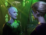 ariane179254_StarTrekVoyager_5x15_5x16_DarkFrontier_4520.jpg