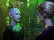 ariane179254_StarTrekVoyager_5x15_5x16_DarkFrontier_4522.jpg