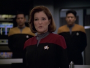 ariane179254_StarTrekVoyager_5x15_5x16_DarkFrontier_4940.jpg