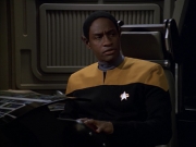Filename=ariane179254_StarTrekVoyager_5x15_5x16_DarkFrontier_5068.jpg
Filesize=107KiB
Dimensions=1200x900
Date added=Apr 01, 2016 ariane179254_StarTrekVoyager_5x15_5x16_DarkFrontier_5068.jpg
