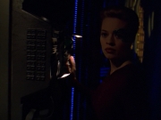 Filename=ariane179254_StarTrekVoyager_5x15_5x16_DarkFrontier_5257.jpg
Filesize=113KiB
Dimensions=1200x900
Date added=Apr 01, 2016 ariane179254_StarTrekVoyager_5x15_5x16_DarkFrontier_5257.jpg