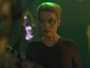 ariane179254_StarTrekVoyager_5x15_5x16_DarkFrontier_5405.jpg