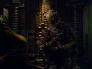 ariane179254_StarTrekVoyager_5x15_5x16_DarkFrontier_5441.jpg
