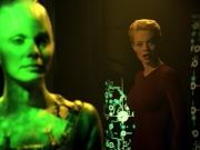 ariane179254_StarTrekVoyager_5x15_5x16_DarkFrontier_5553.jpg