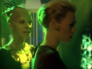 ariane179254_StarTrekVoyager_5x15_5x16_DarkFrontier_5597.jpg