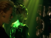 ariane179254_StarTrekVoyager_5x15_5x16_DarkFrontier_5601.jpg