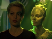 ariane179254_StarTrekVoyager_5x15_5x16_DarkFrontier_5663.jpg
