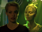 ariane179254_StarTrekVoyager_5x15_5x16_DarkFrontier_5666.jpg