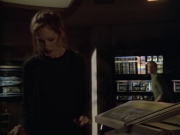 Filename=ariane179254_StarTrekVoyager_5x15_5x16_DarkFrontier_5812.jpg
Filesize=108KiB
Dimensions=1200x900
Date added=Apr 01, 2016 ariane179254_StarTrekVoyager_5x15_5x16_DarkFrontier_5812.jpg