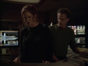 ariane179254_StarTrekVoyager_5x15_5x16_DarkFrontier_5817.jpg