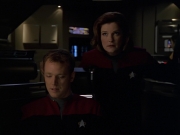 ariane179254_StarTrekVoyager_5x15_5x16_DarkFrontier_6093.jpg