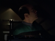 ariane179254_StarTrekVoyager_5x15_5x16_DarkFrontier_6107.jpg