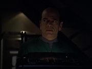 ariane179254_StarTrekVoyager_5x15_5x16_DarkFrontier_6109.jpg