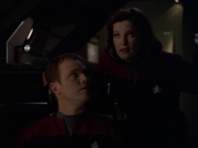 ariane179254_StarTrekVoyager_5x15_5x16_DarkFrontier_6125.jpg