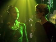 ariane179254_StarTrekVoyager_5x15_5x16_DarkFrontier_6228.jpg
